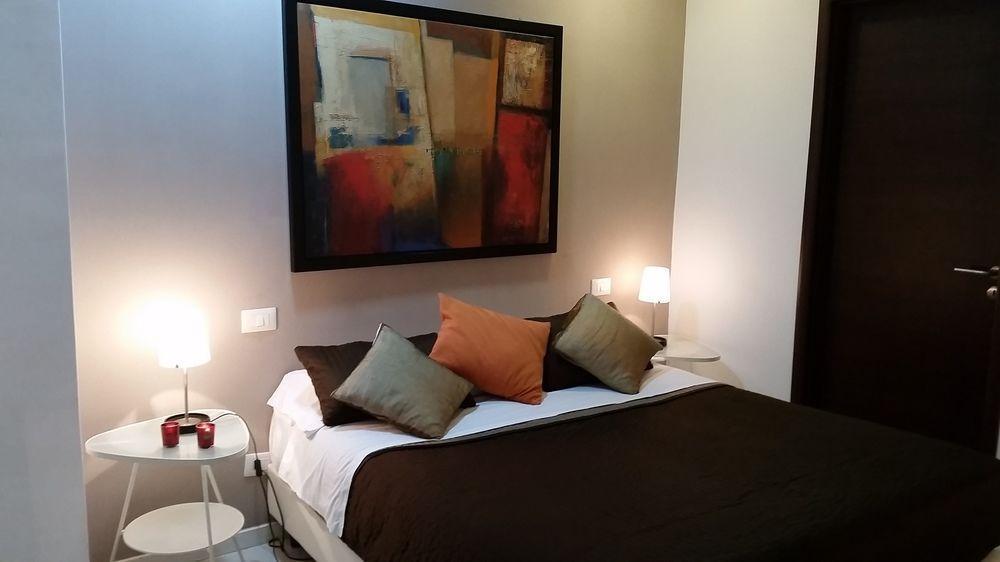 มอนติ เฟิสต์ Hotel โรม ภายนอก รูปภาพ