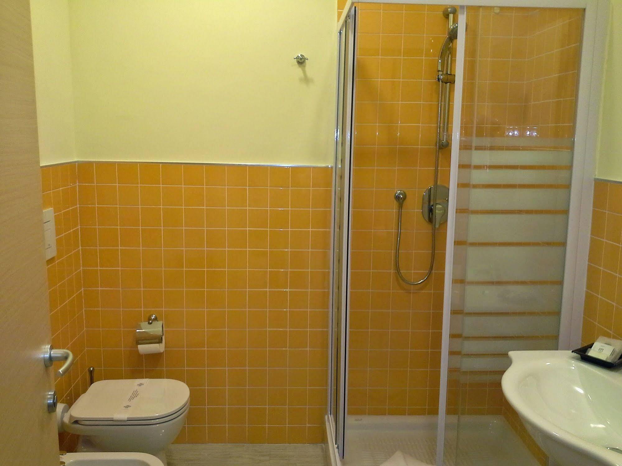 มอนติ เฟิสต์ Hotel โรม ภายนอก รูปภาพ
